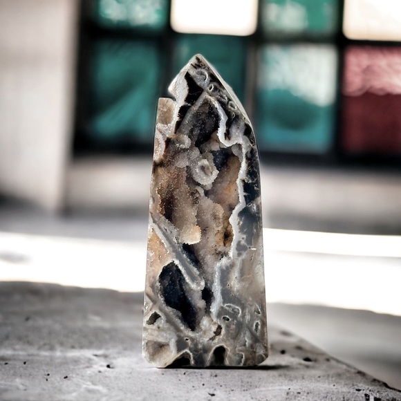 Glorious Sphalerite Natural Geode Crystal Cave Druzy Obelisk Tower - Picture 2 of 4